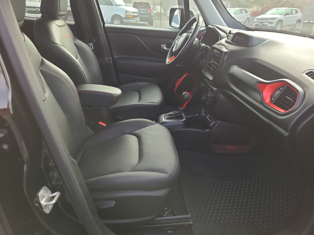 Thumbnail: 2023 Jeep Renegade - 12