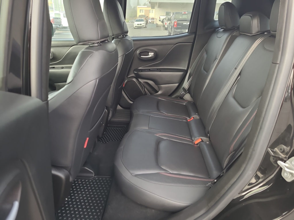 Thumbnail: 2023 Jeep Renegade - 28