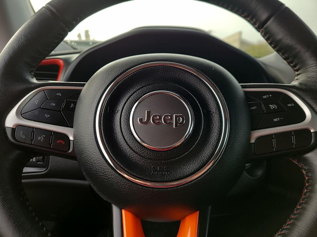 Thumbnail: 2023 Jeep Renegade - 29