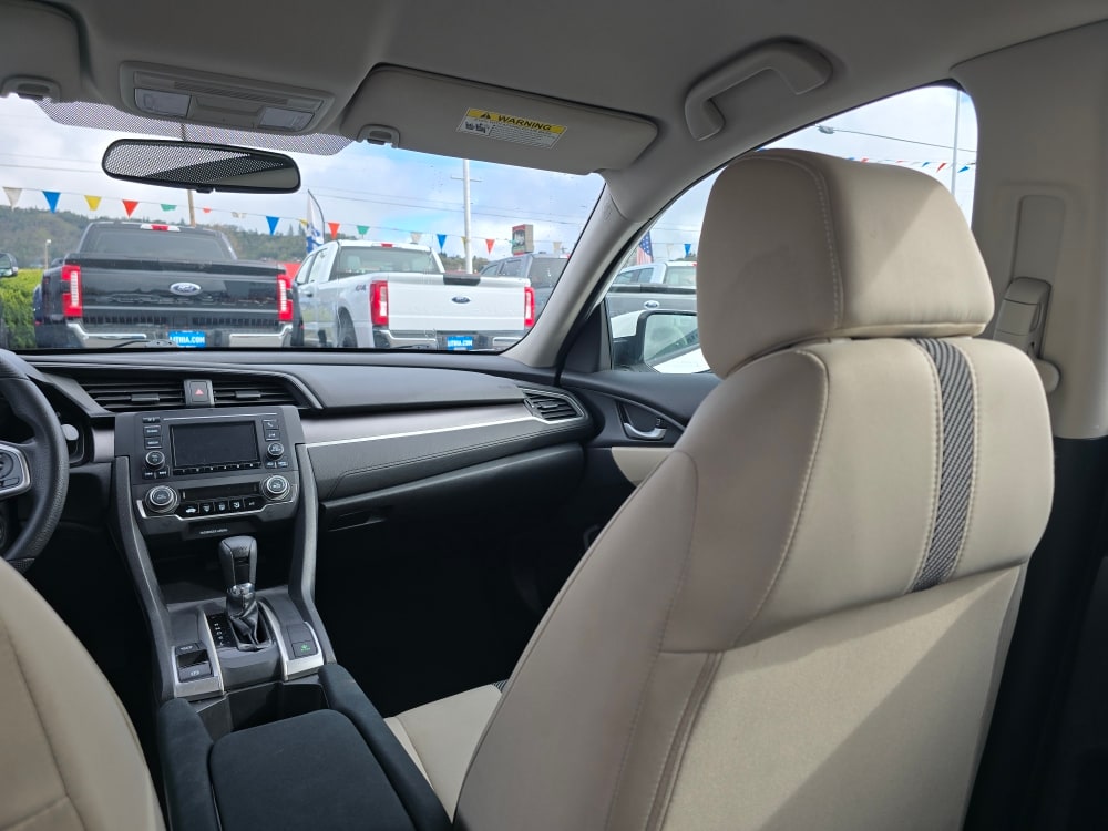 Thumbnail: 2016 Honda Civic - 9