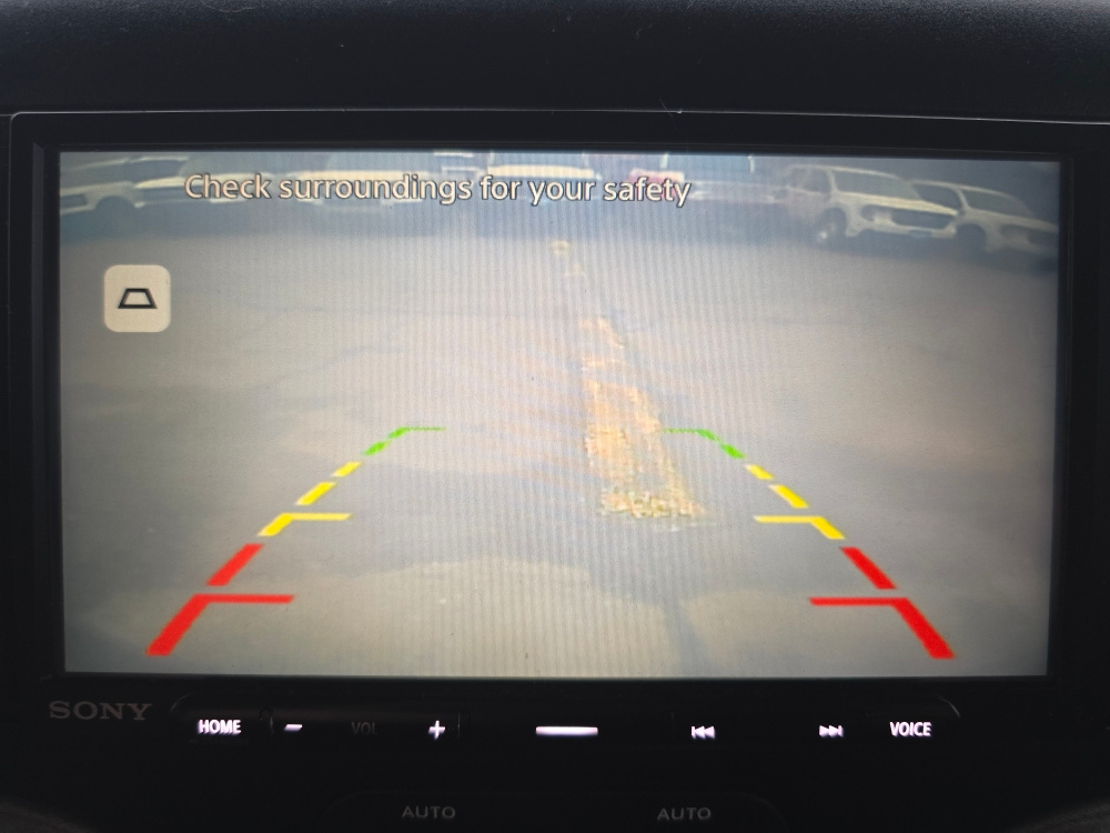 Thumbnail: 2012 Jeep Wrangler - 21