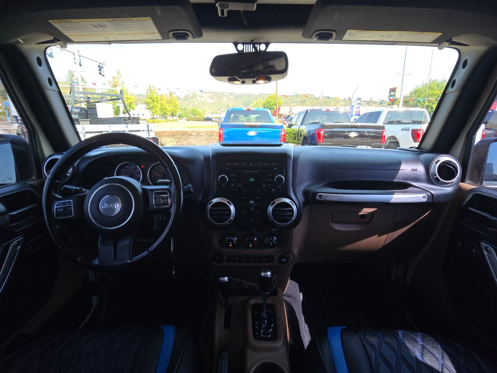 Thumbnail: 2017 Jeep Wrangler - 11