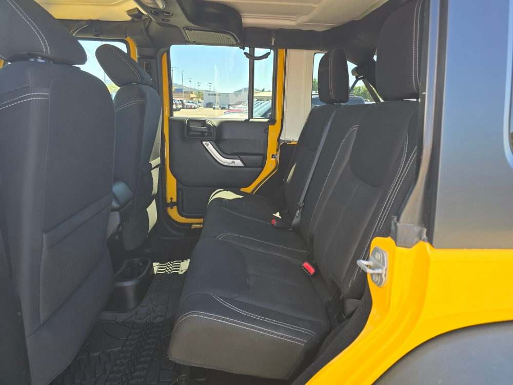 Thumbnail: 2015 Jeep Wrangler - 10