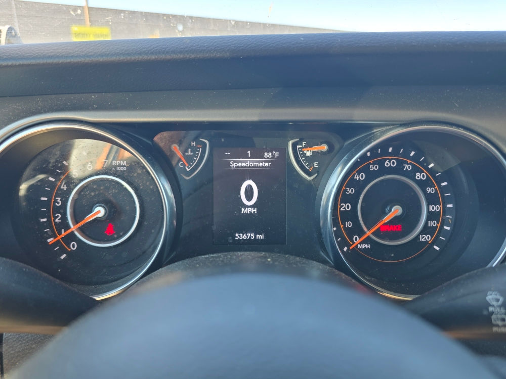 Thumbnail: 2022 Jeep Wrangler - 14