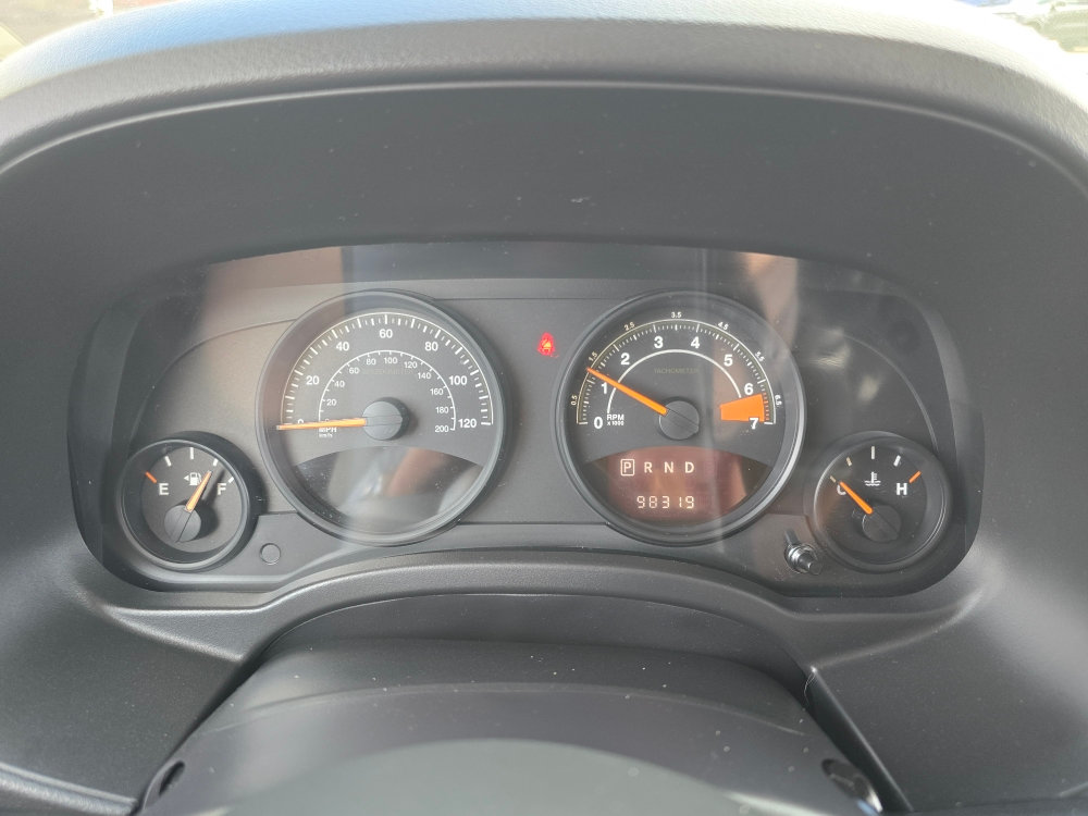 Thumbnail: 2016 Jeep Patriot - 15