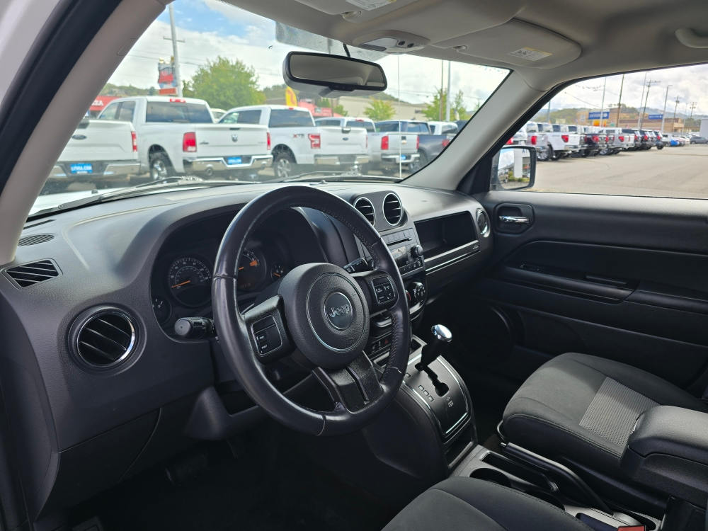 Thumbnail: 2016 Jeep Patriot - 2