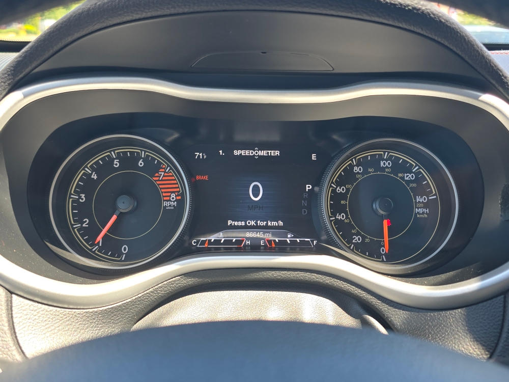 Thumbnail: 2018 Jeep Cherokee - 14