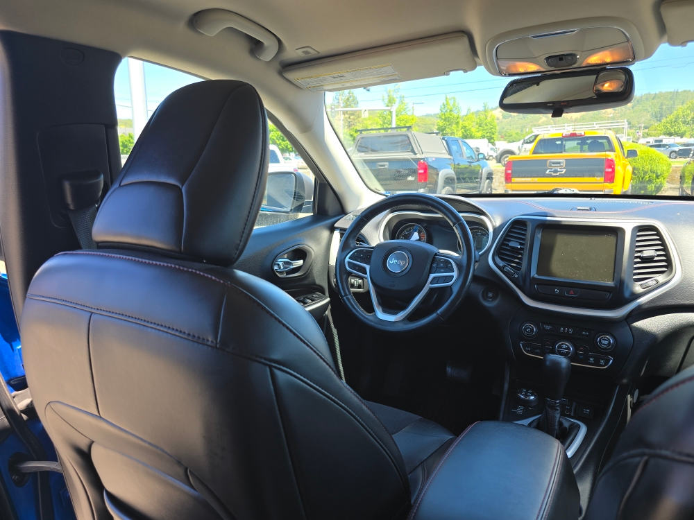 Thumbnail: 2018 Jeep Cherokee - 2