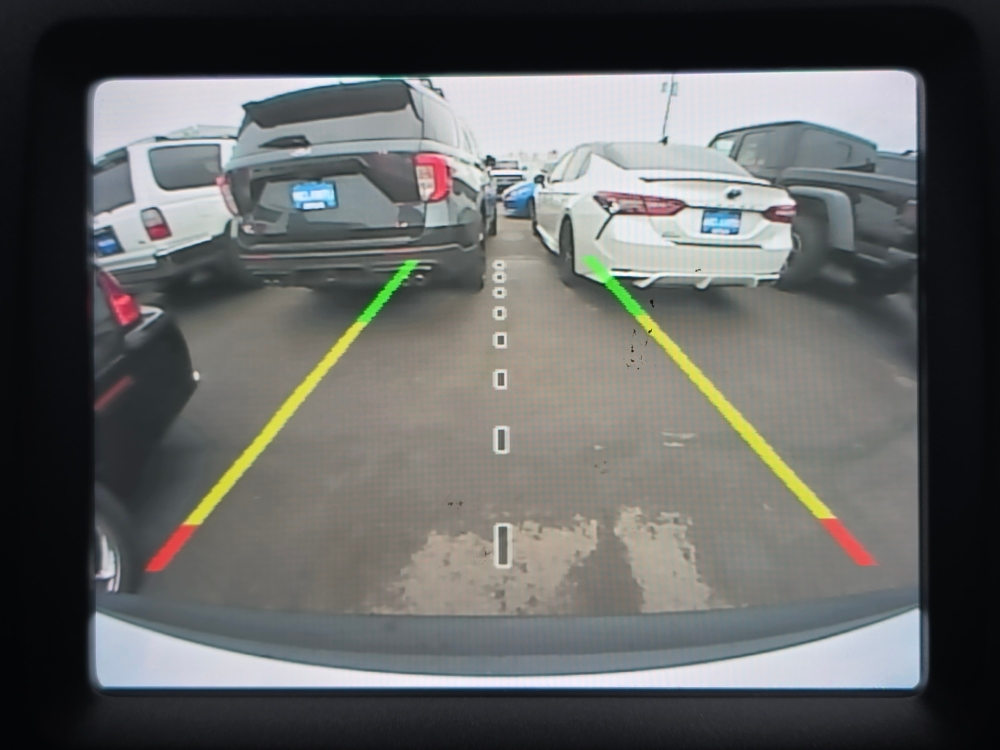 Thumbnail: 2021 Jeep Cherokee - 21