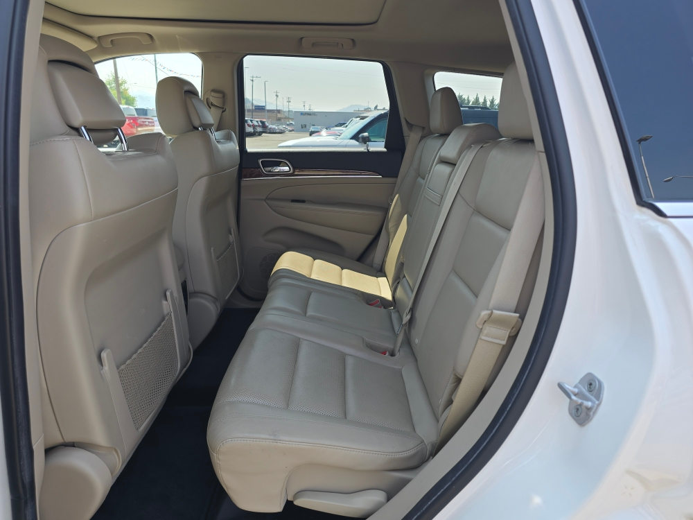 Thumbnail: 2012 Jeep Grand Cherokee - 10