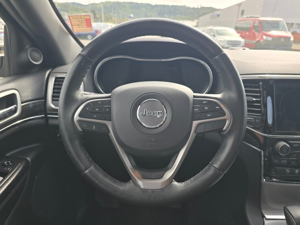 Thumbnail: 2019 Jeep Grand Cherokee - 8