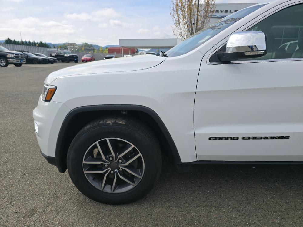 Thumbnail: 2019 Jeep Grand Cherokee - 7