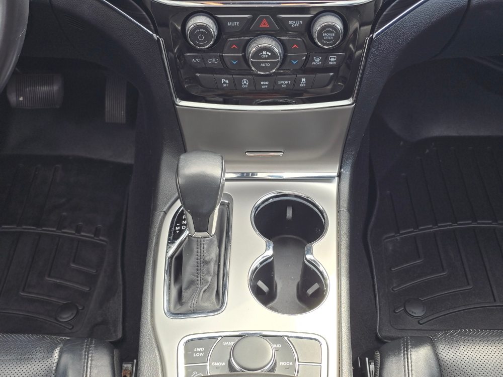 Thumbnail: 2019 Jeep Grand Cherokee - 14