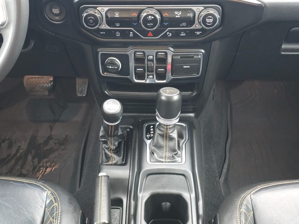 Thumbnail: 2023 Jeep Gladiator - 13