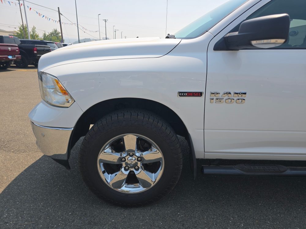 Thumbnail: 2017 RAM 1500 - 4