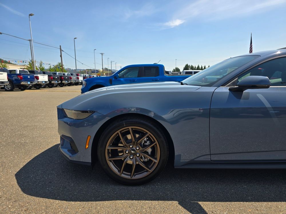 Thumbnail: 2025 Ford Mustang - 7