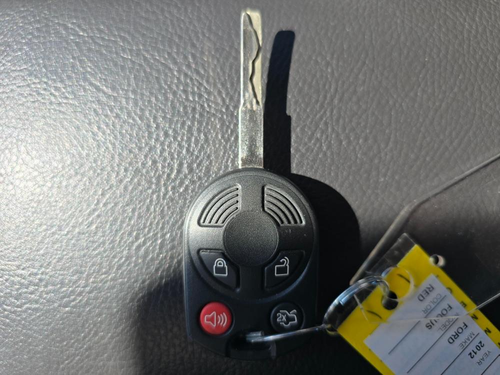 Thumbnail: 2012 Ford Focus - 15