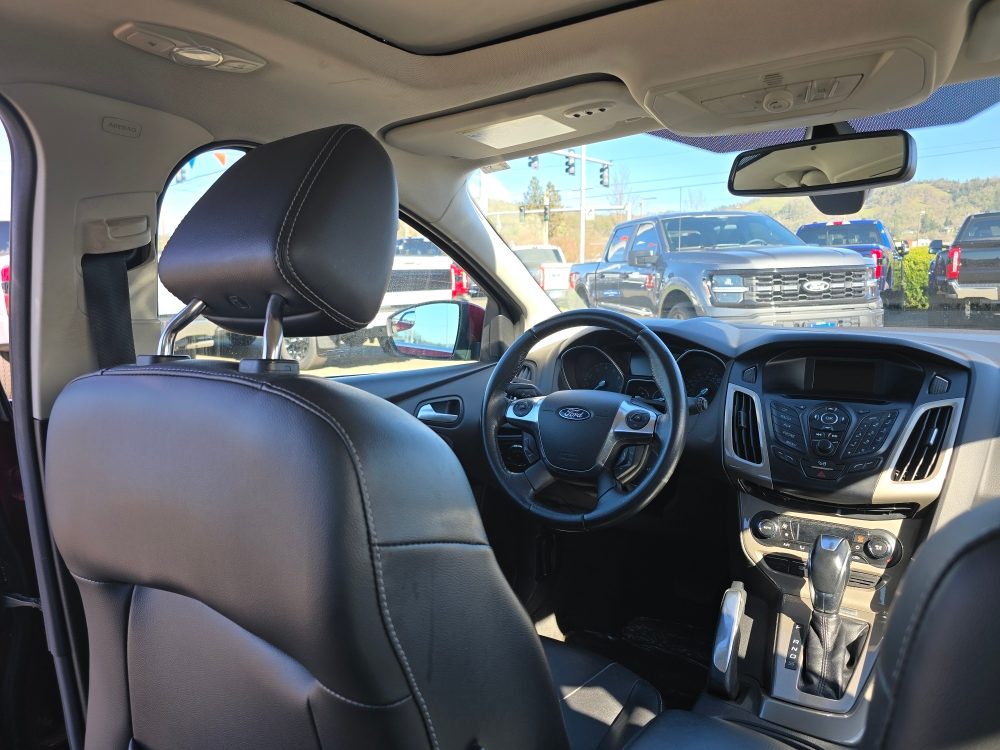 Thumbnail: 2012 Ford Focus - 7