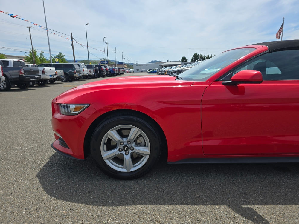 Thumbnail: 2016 Ford Mustang - 7