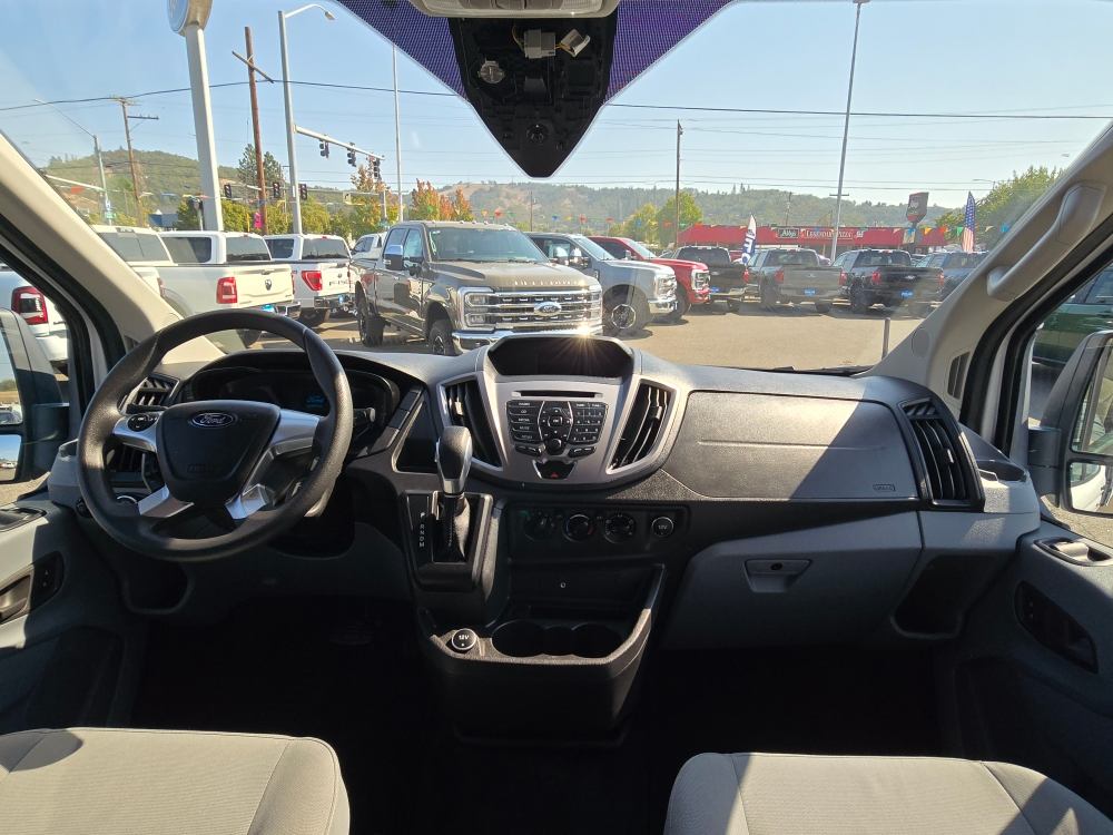 Thumbnail: 2018 Ford Transit Series - 19