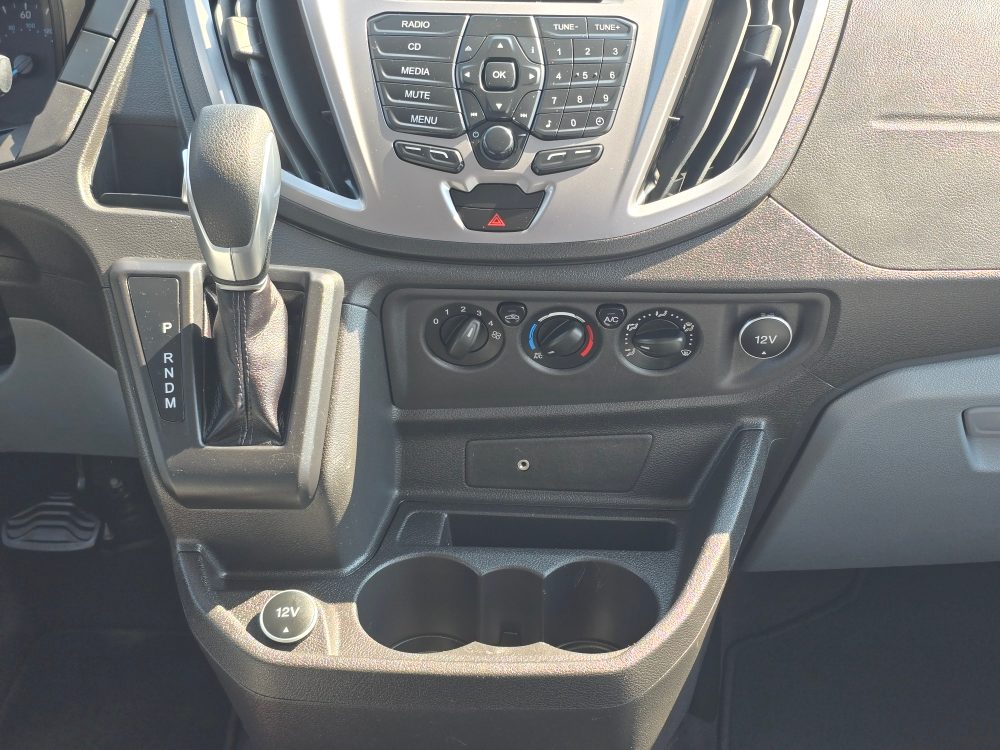 Thumbnail: 2018 Ford Transit Series - 18