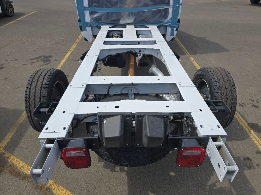 Thumbnail: 2026 Ford Transit Series - 6
