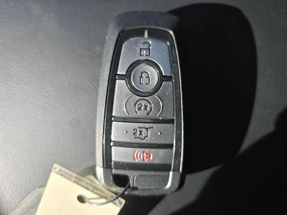 Thumbnail: 2022 Ford Explorer - 15