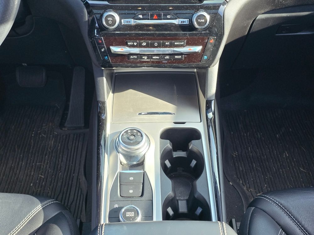 Thumbnail: 2022 Ford Explorer - 13