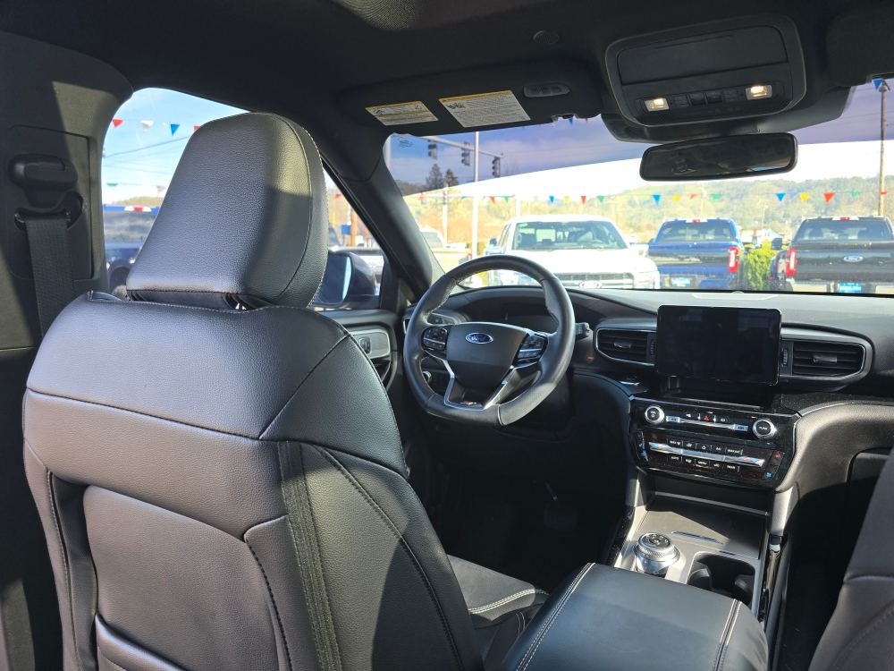 Thumbnail: 2022 Ford Explorer - 2