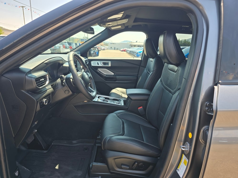 Thumbnail: 2023 Ford Explorer - 8