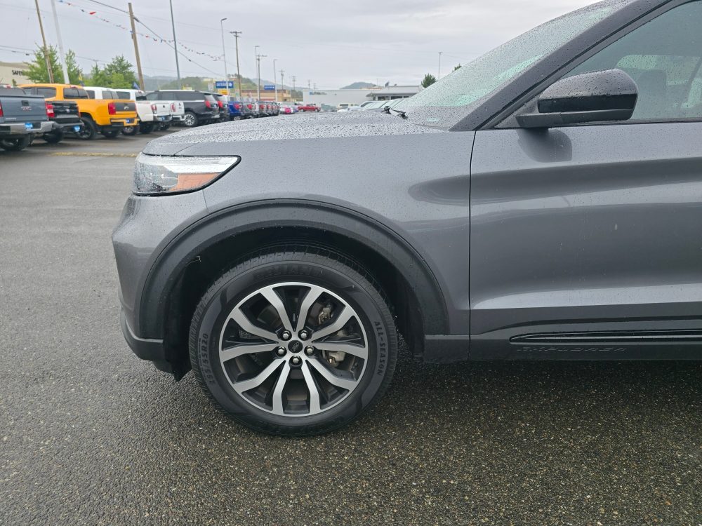 Thumbnail: 2022 Ford Explorer - 5