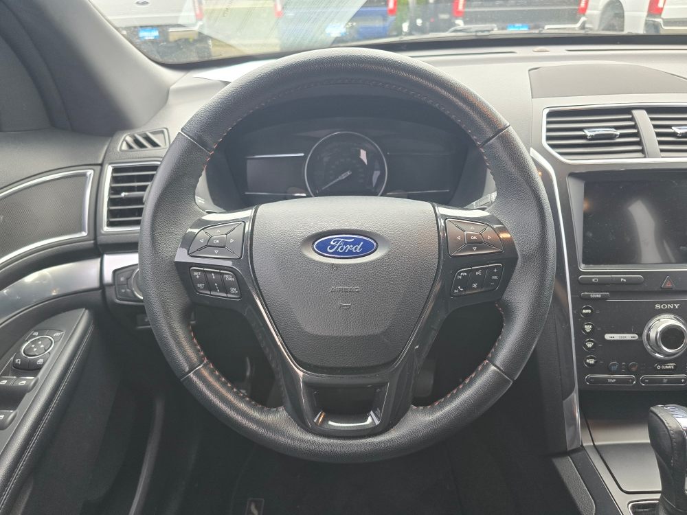 Thumbnail: 2019 Ford Explorer - 2