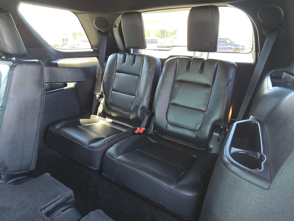 Thumbnail: 2016 Ford Explorer - 21