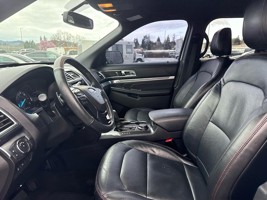 Thumbnail: 2018 Ford Explorer - 7