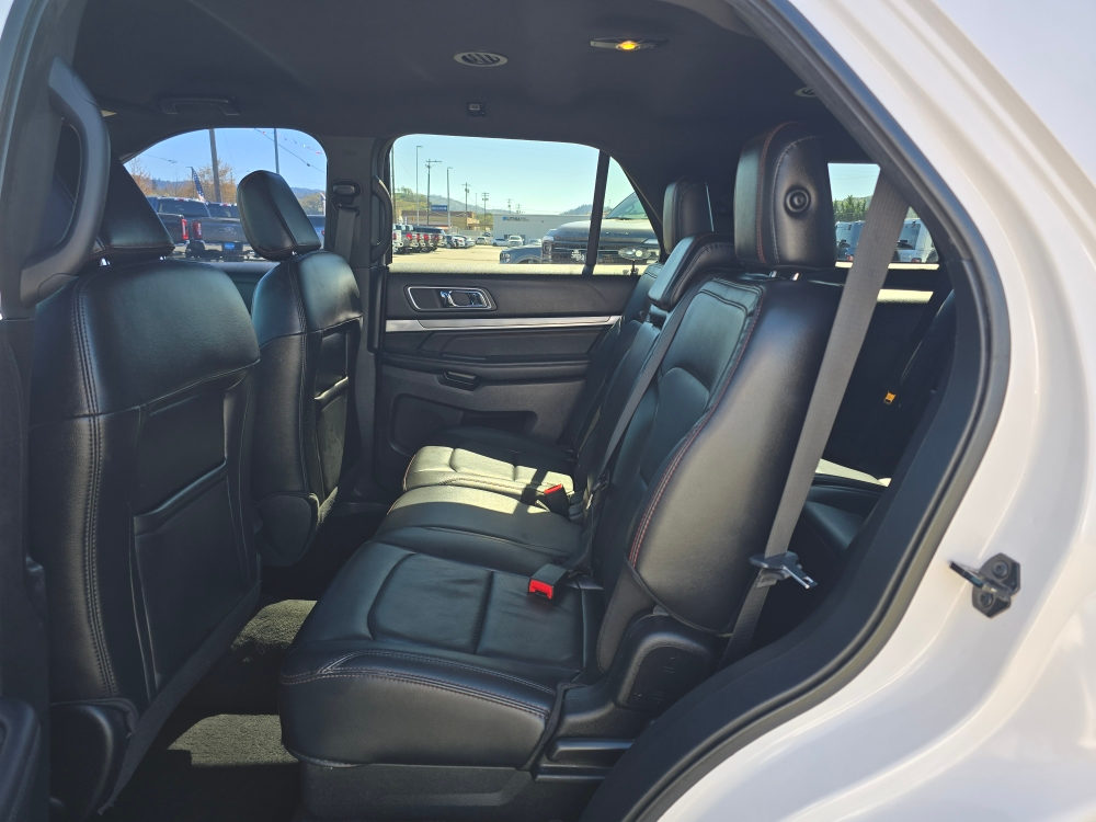 Thumbnail: 2018 Ford Explorer - 9