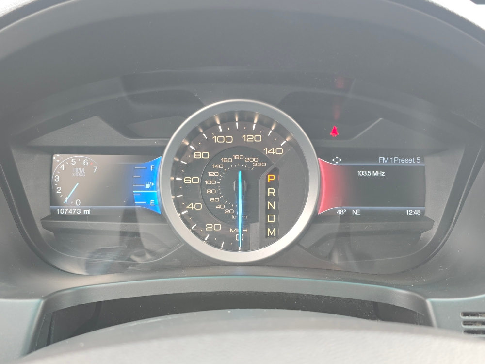 Thumbnail: 2015 Ford Explorer - 15