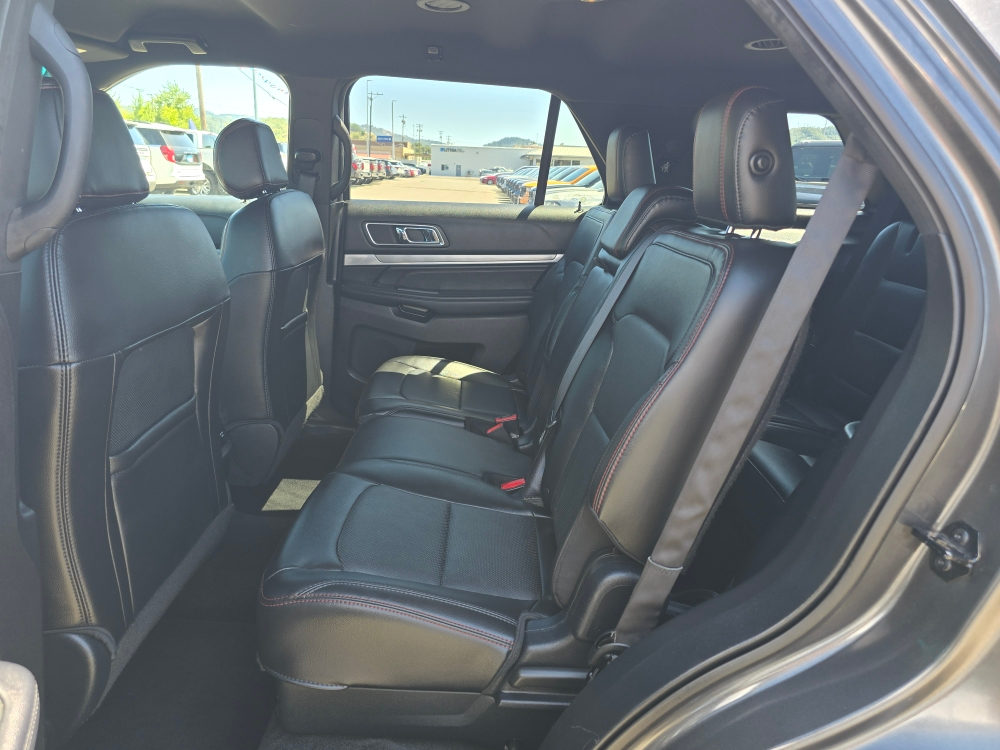 Thumbnail: 2017 Ford Explorer - 11