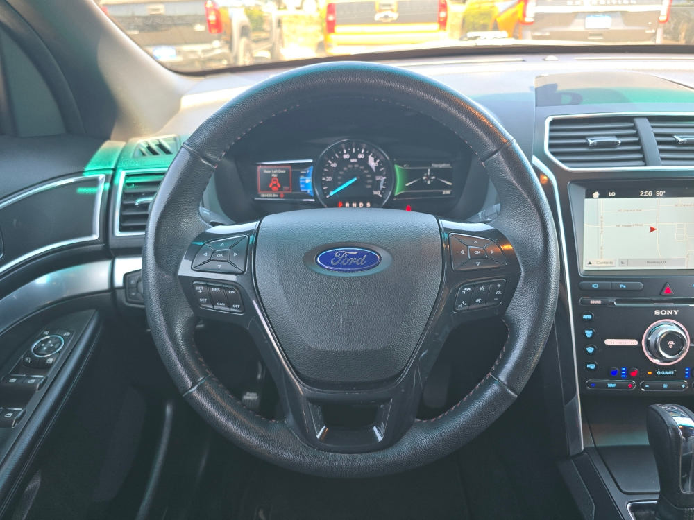 Thumbnail: 2017 Ford Explorer - 8