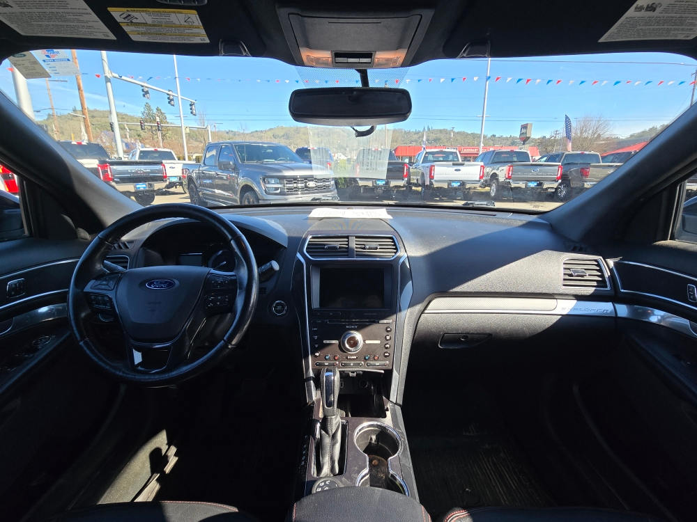 Thumbnail: 2017 Ford Explorer - 12