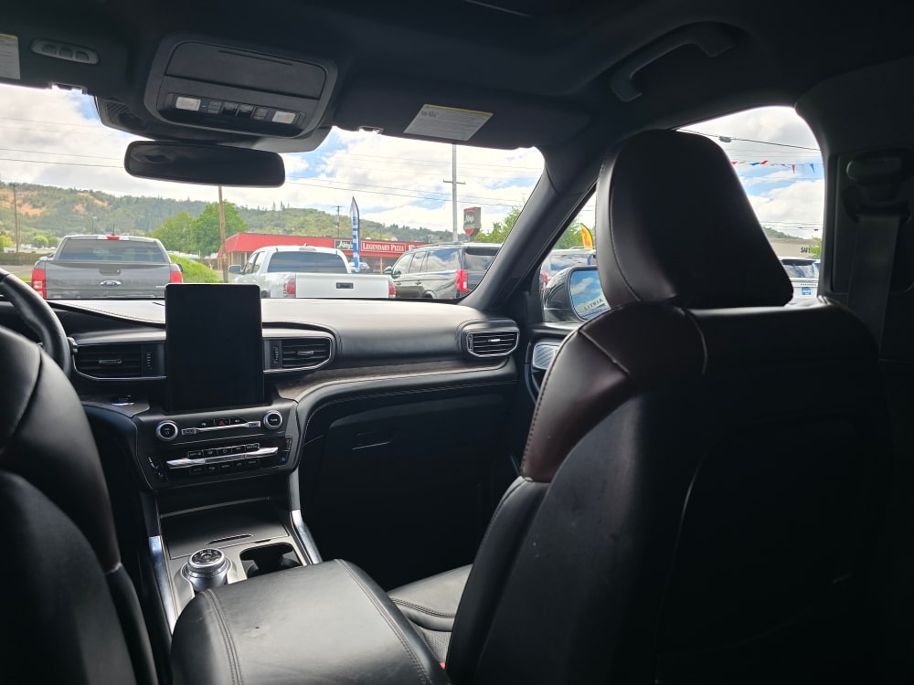 Thumbnail: 2020 Ford Explorer - 10
