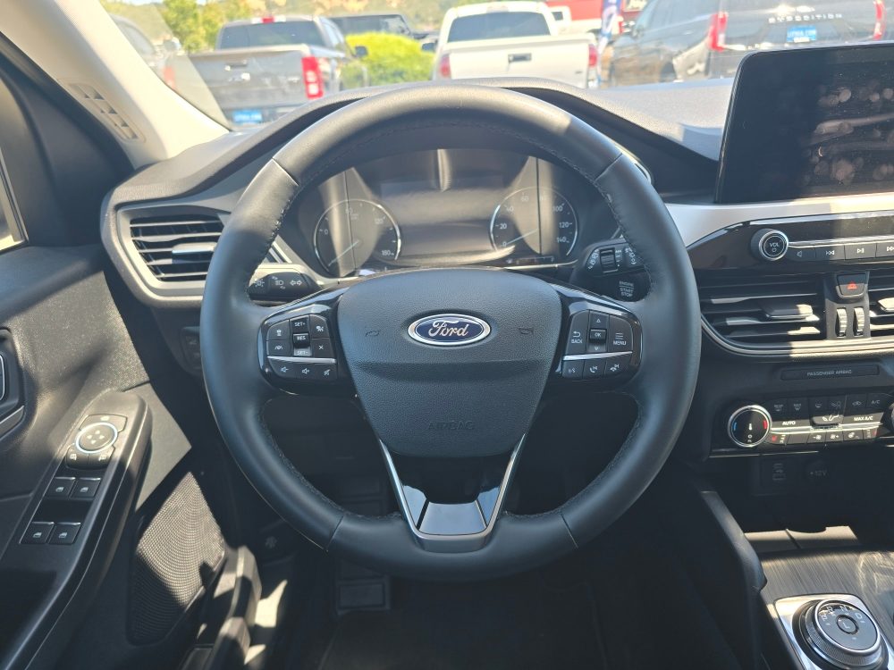 Thumbnail: 2022 Ford Escape - 8