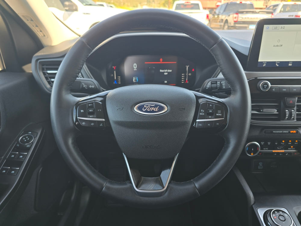 Thumbnail: 2023 Ford Escape - 7