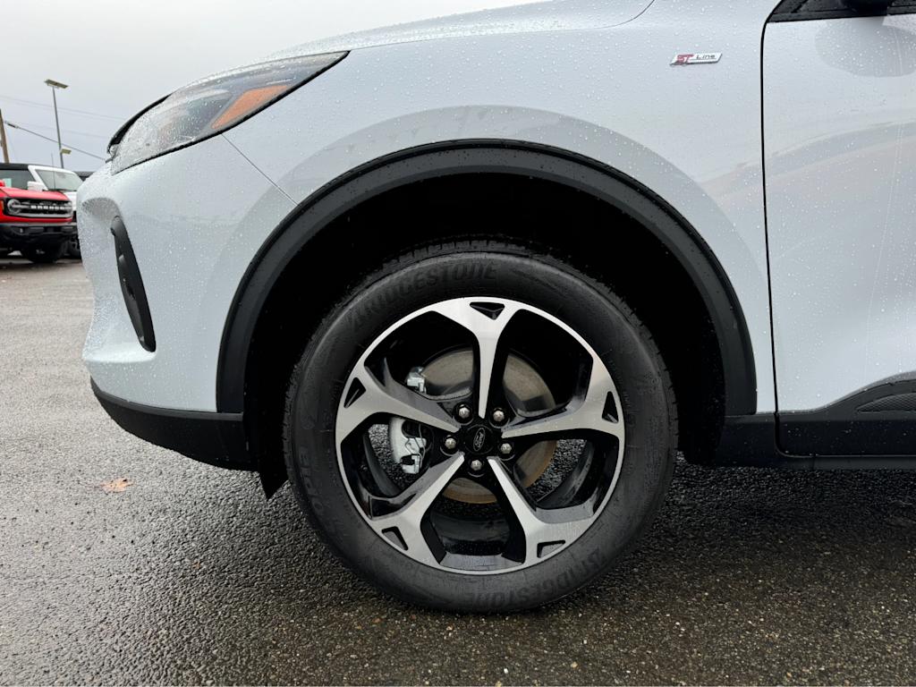Thumbnail: 2025 Ford Escape - 7