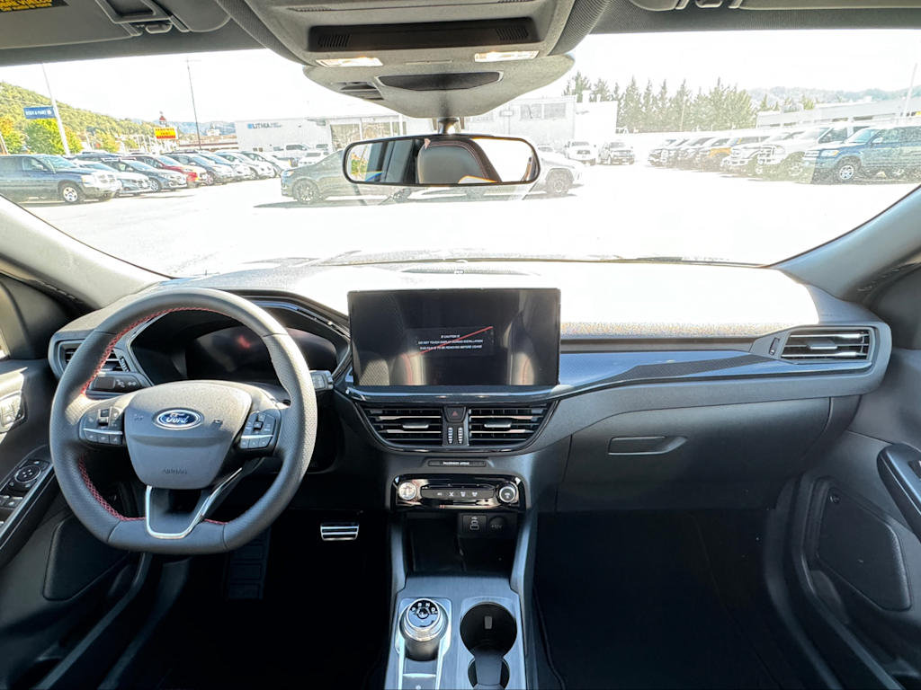 2024 Ford Escape ST-Line Select 12