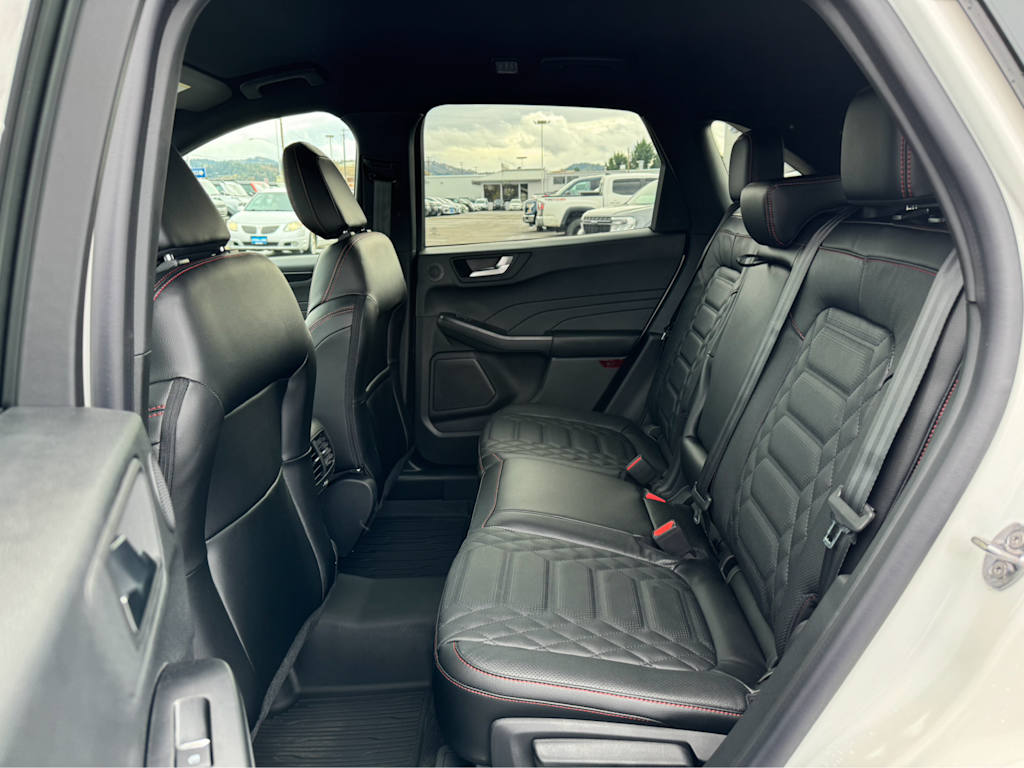 2024 Ford Escape ST-Line Elite 12