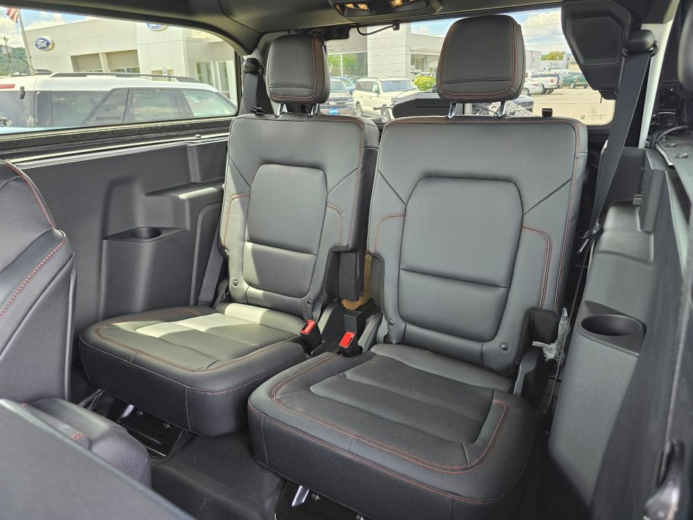 Thumbnail: 2025 Ford Bronco - 11