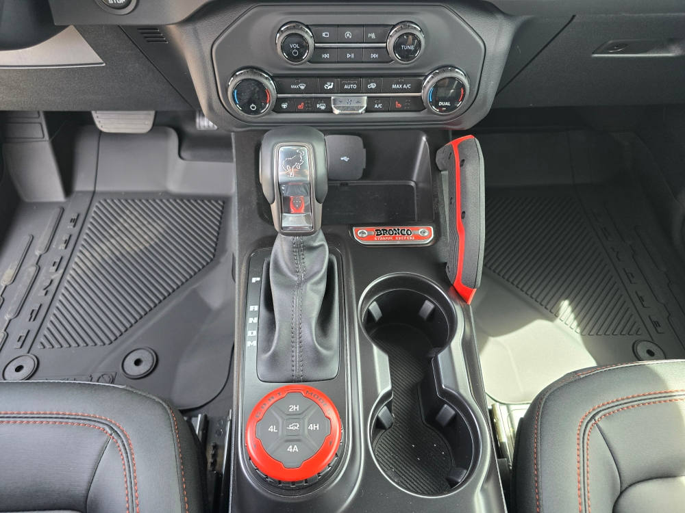 Thumbnail: 2025 Ford Bronco - 13