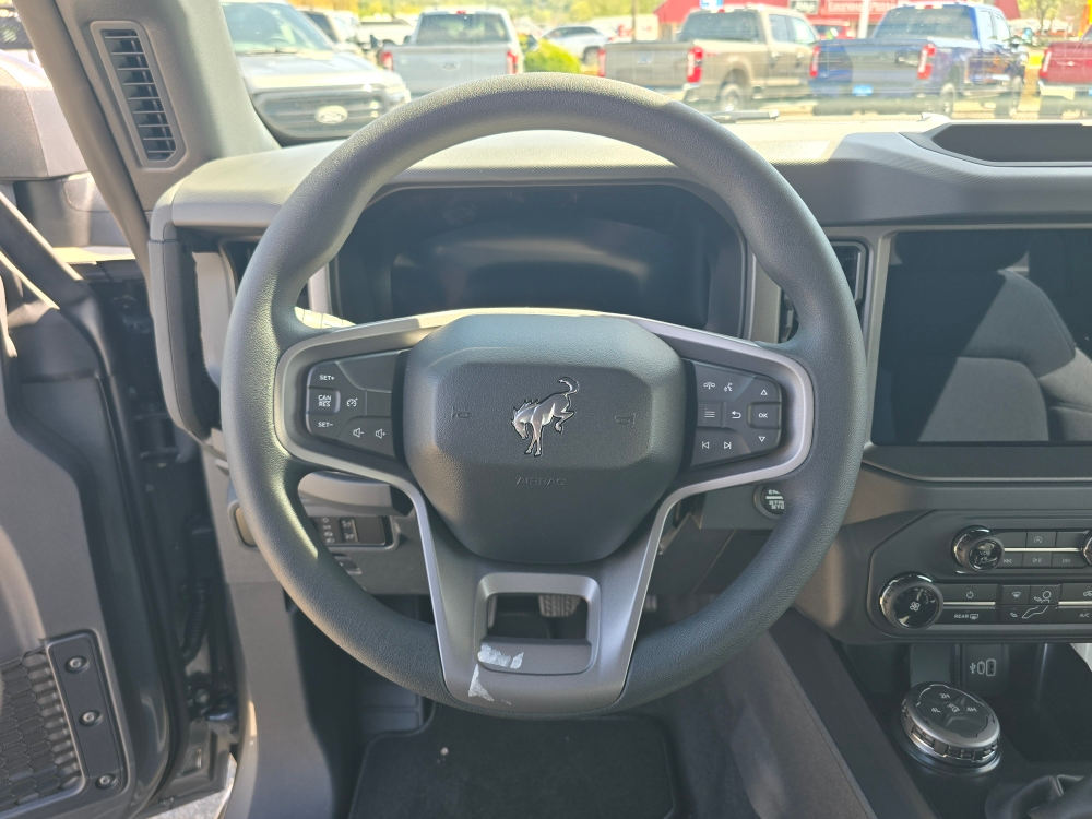 Thumbnail: 2026 Ford Bronco - 7