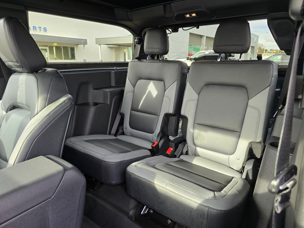 2024 Ford Bronco Big Bend 12