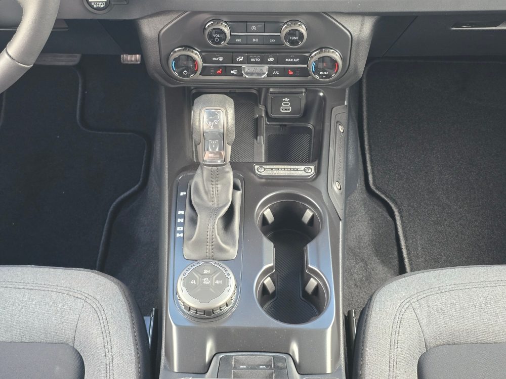 Thumbnail: 2026 Ford Bronco - 14